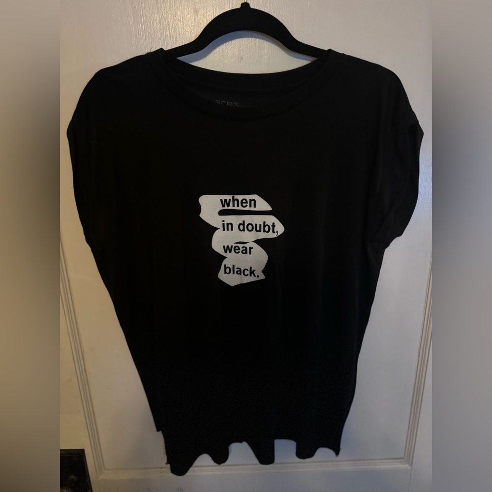 BCBGeneration Graphic T-Shirt. “When in Doubt, Wear Black.” Size: Medium - Picture 2 of 4